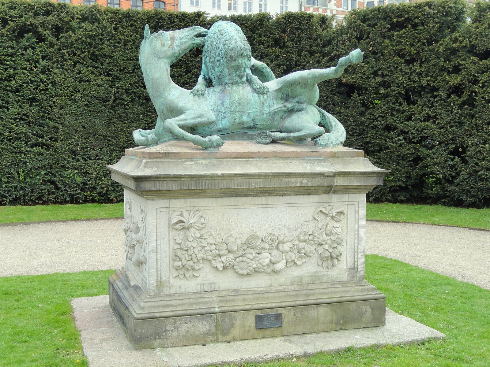 Découvrir The Lion and the Horse : Un Voyage dans la Culture Danoise - Gothersgade 101 | Secret World Trip Planner