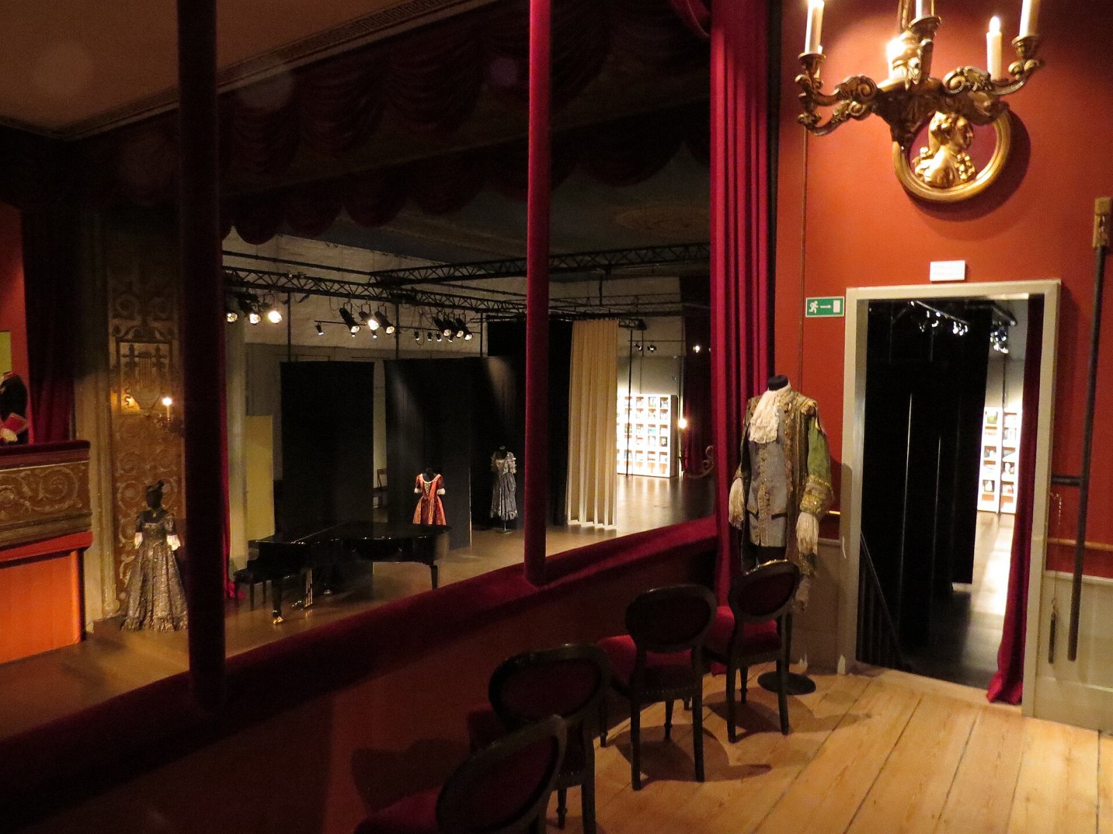 探索Teatermuseet：丹麦戏剧之旅 - Christiansborg Ridebane 12 | Secret World Trip Planner