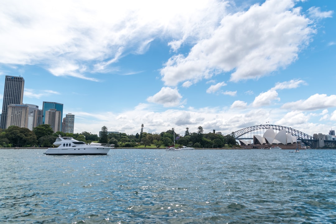 Königliche Botanische Gärten: Natur und Hafen von Sydney - Mrs Macquaries Rd | Secret World Trip Planner