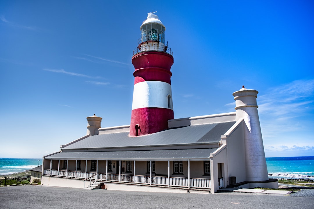 Cape Agulhas : Le phare du point extrême de l'Afrique - L'Agulhas | Secret World Trip Planner