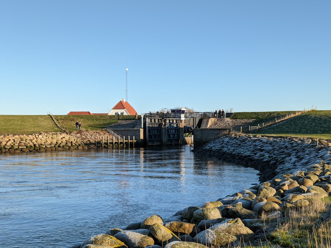Découvrez Kongehøj : un tumulus historique au Danemark - 507 475 | Secret World Trip Planner