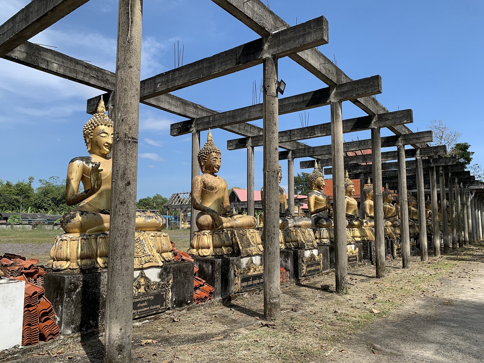 Descubra Wat Sai Thai: um tesouro cultural na Tailândia - Mueang Krabi District | Secret World Trip Planner