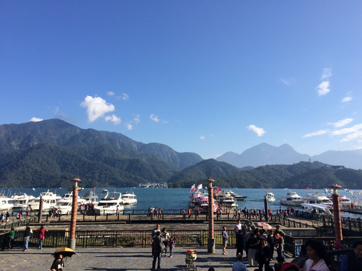 Lago Sun Moon Lake: Panoramen und Farben in Nantou - Yuchi Township | Secret World Trip Planner