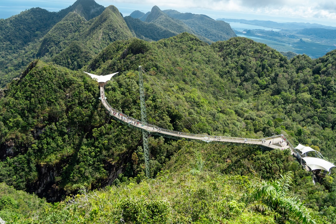 Langkawi Sky Bridge: el puente curvo a 700 metros - 07000 Langkawi | Secret World Trip Planner