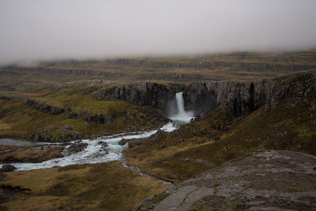 Hafragilsfoss: La Cascata Potente dell'Islanda | Secret World Trip Planner