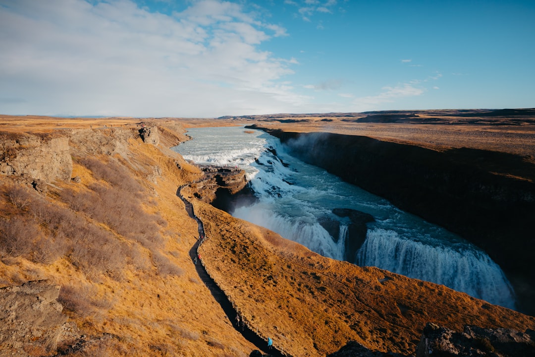 Gullfoss : La Cascade Dorée d'Islande - 8VGH+RFR | Secret World Trip Planner