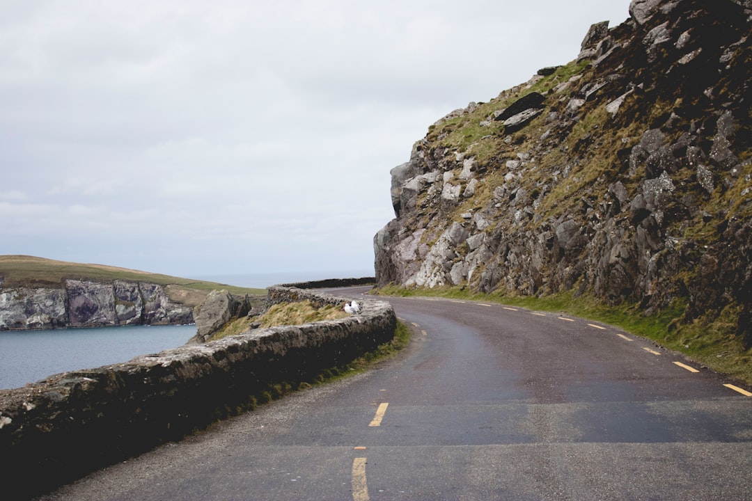 Descubre Slea Head: el promontorio más fascinante de Irlanda - Coumeenoole | Secret World Trip Planner