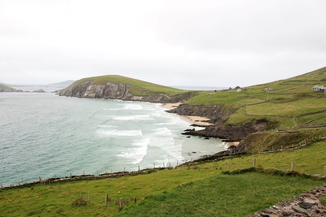 Откройте для себя Slea Head: самый очаровательный мыс Ирландии - Coumeenoole | Secret World Trip Planner