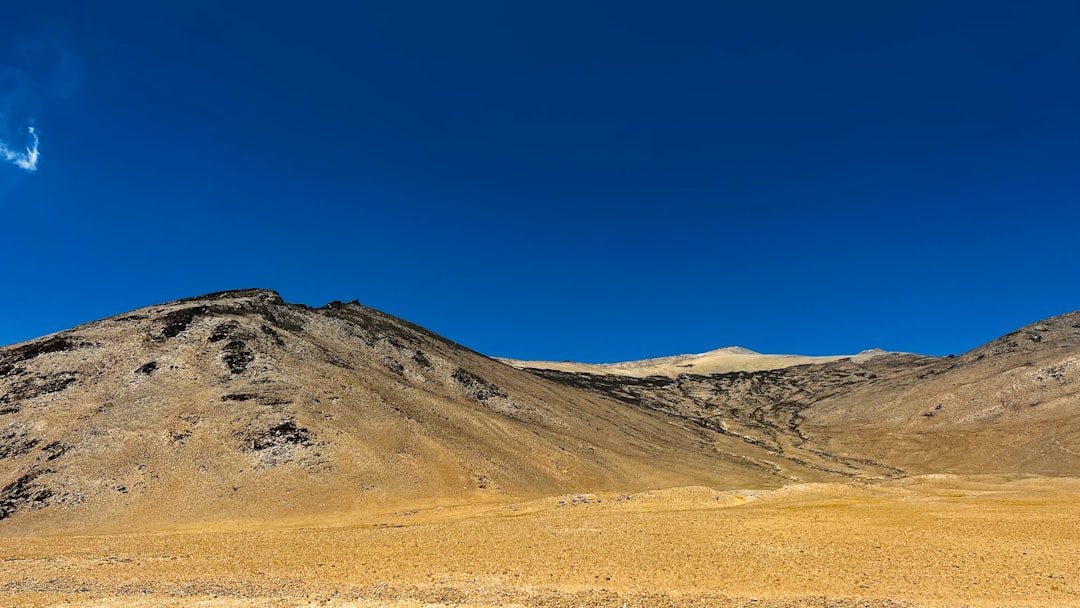 달의 계곡: 아타카마의 달 같은 사막 - San Pedro de Atacama | Secret World Trip Planner