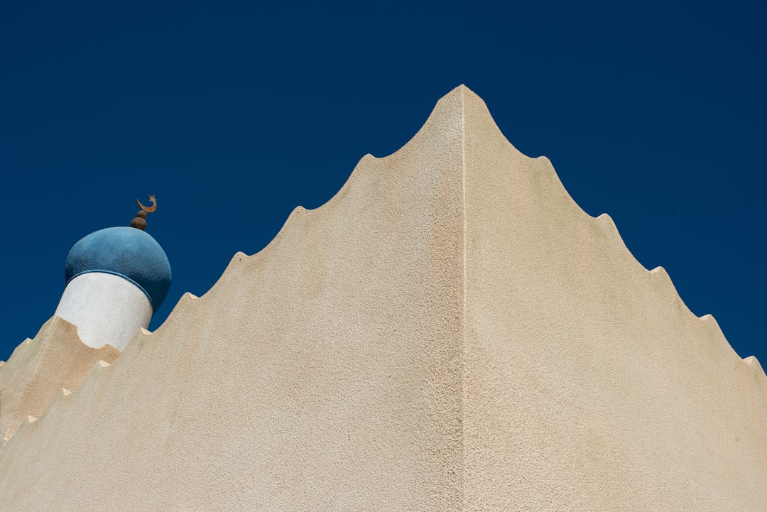 Die Moschee entdecken: ein kultureller Schatz des Oman - Al-Musannah | Secret World Trip Planner