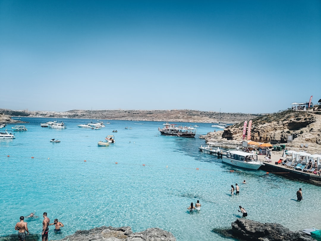 Comino: a ilha sem carros da Lagoa Azul - Comino | Secret World Trip Planner