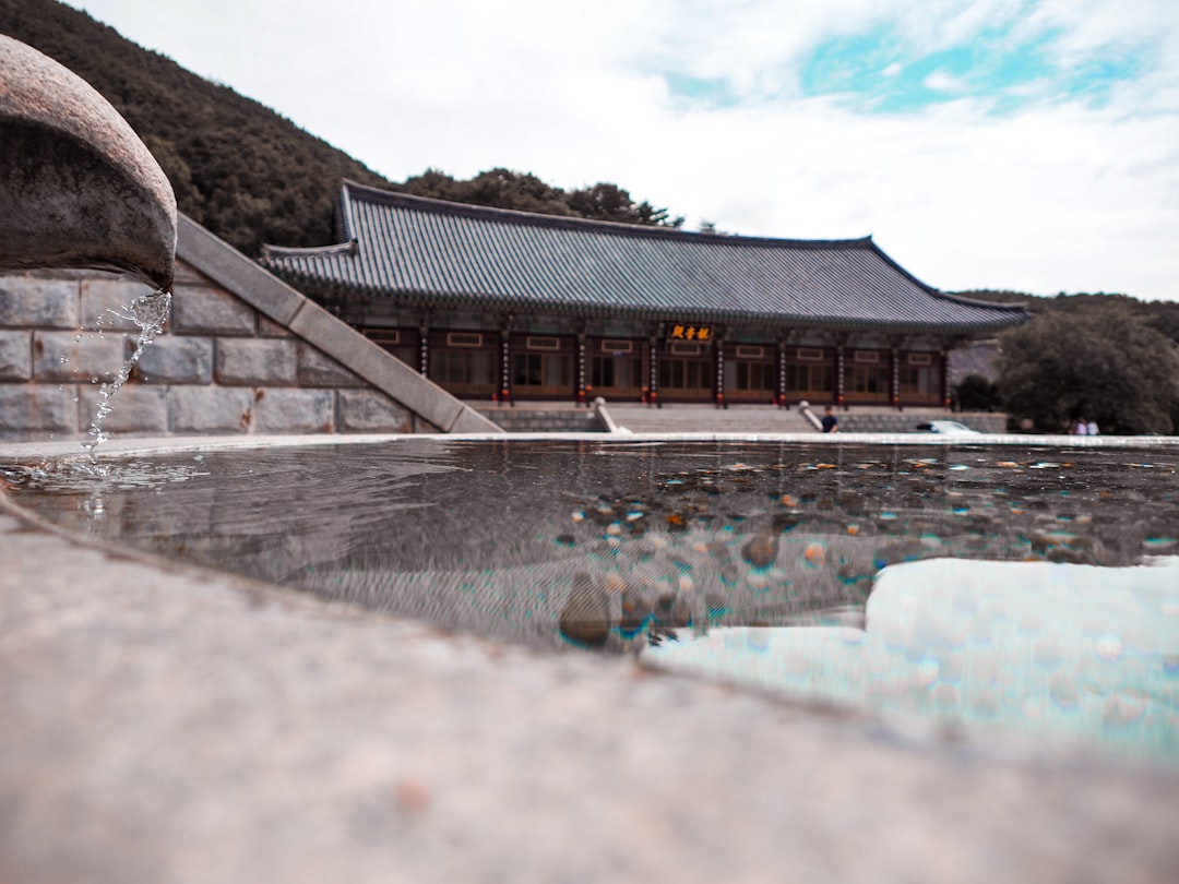德谷温泉：乌尔津山中的天然温泉 - Uljin | Secret World Trip Planner