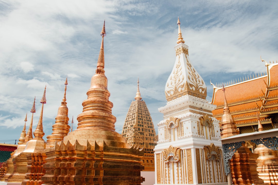 Открытие Чеди: Путешествие в Тайскую Культуру - Mueang Prachinburi District | Secret World Trip Planner