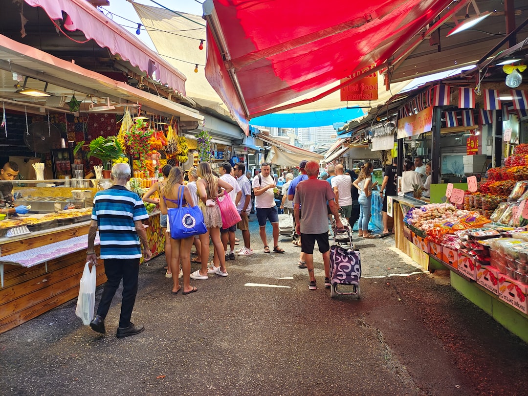 Shuk HaCarmel : le marché animé de Tel Aviv - HaCarmel St 35 | Secret World Trip Planner