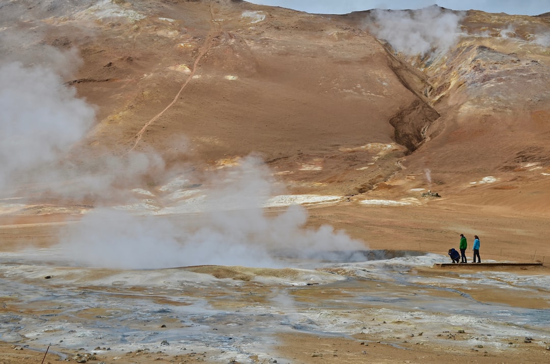 探索 Námafjall：冰岛的地热心脏 - Reykjahlíð | Secret World Trip Planner