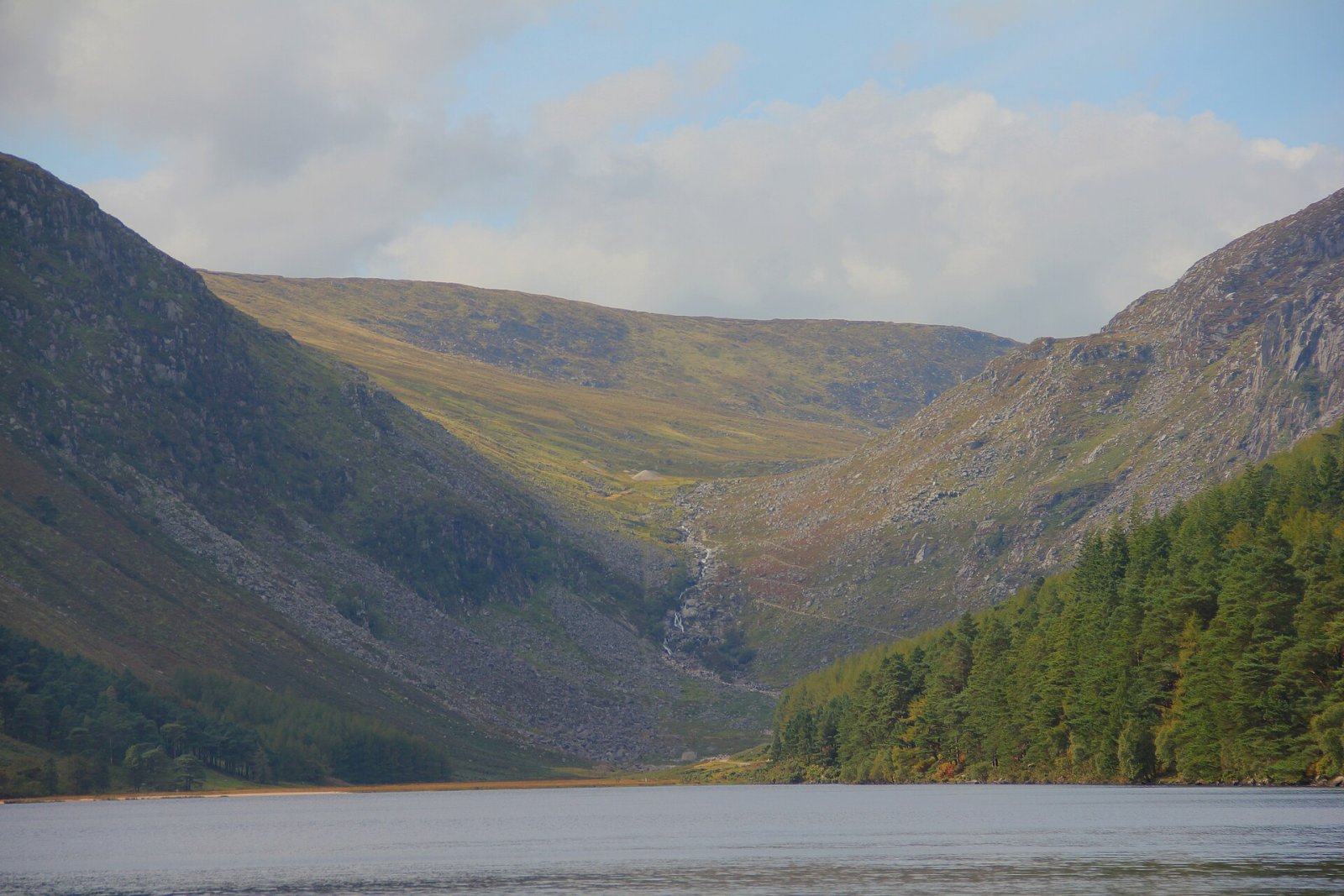 Scopri Conavalla: un gioiello della natura irlandese - Turlough Hill | Secret World Trip Planner