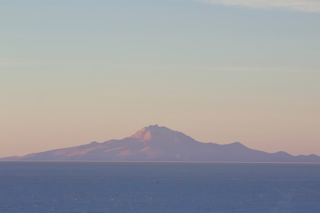 Salar de Uyuni ao pôr do sol: o espelho do céu - Bolivia South America | Secret World Trip Planner