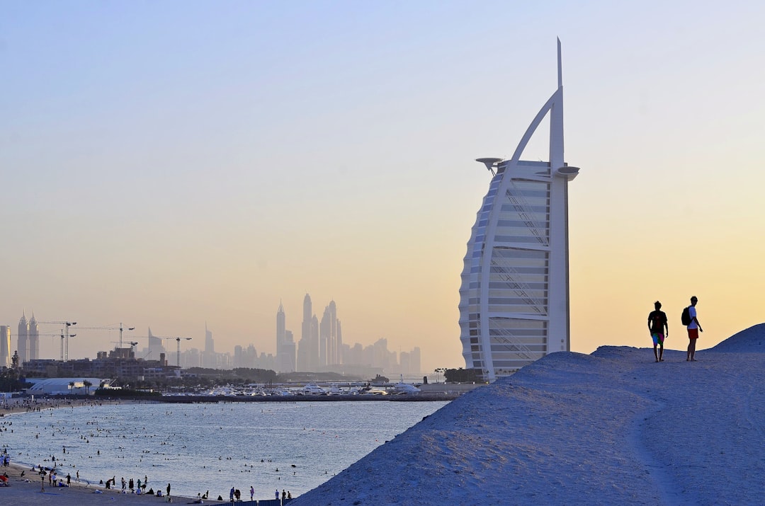 Планировщик поездок ИИ 2026: спланируйте Дубай - Dubai | Secret World Trip Planner