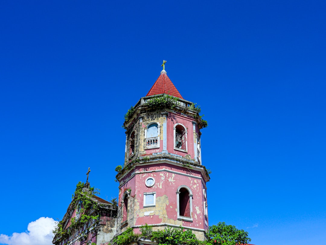 Descubra a Torre de Vigia Punta Cruz: História e Beleza das Filipinas - Maribojoc | Secret World Trip Planner