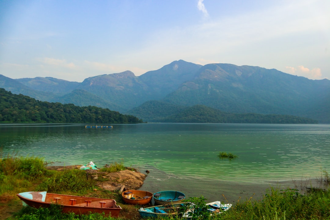 페와 호수, 포카라: 안나푸르나의 거울 - Lago Phewa | Secret World Trip Planner
