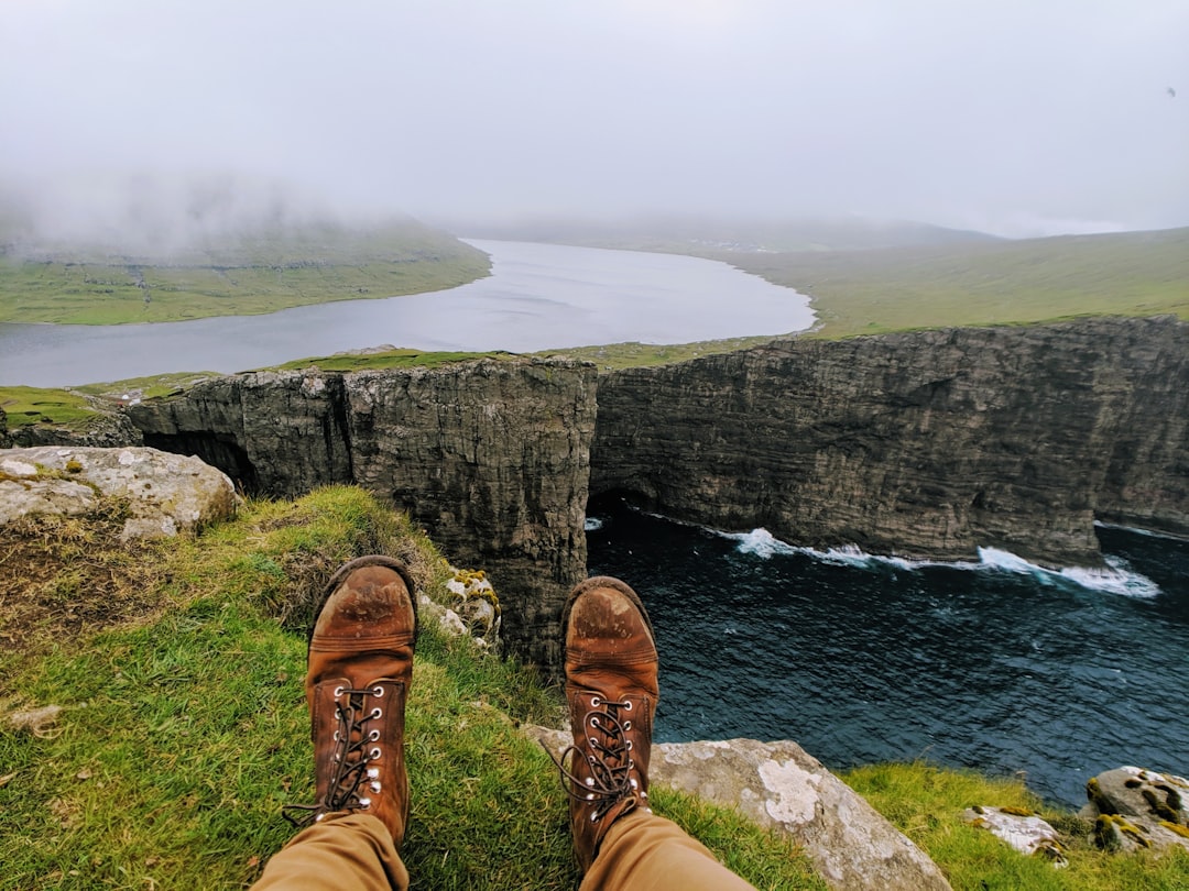 Sørvágsvatn: o lago que flutua sobre o oceano - Sørvágsvatn | Secret World Trip Planner