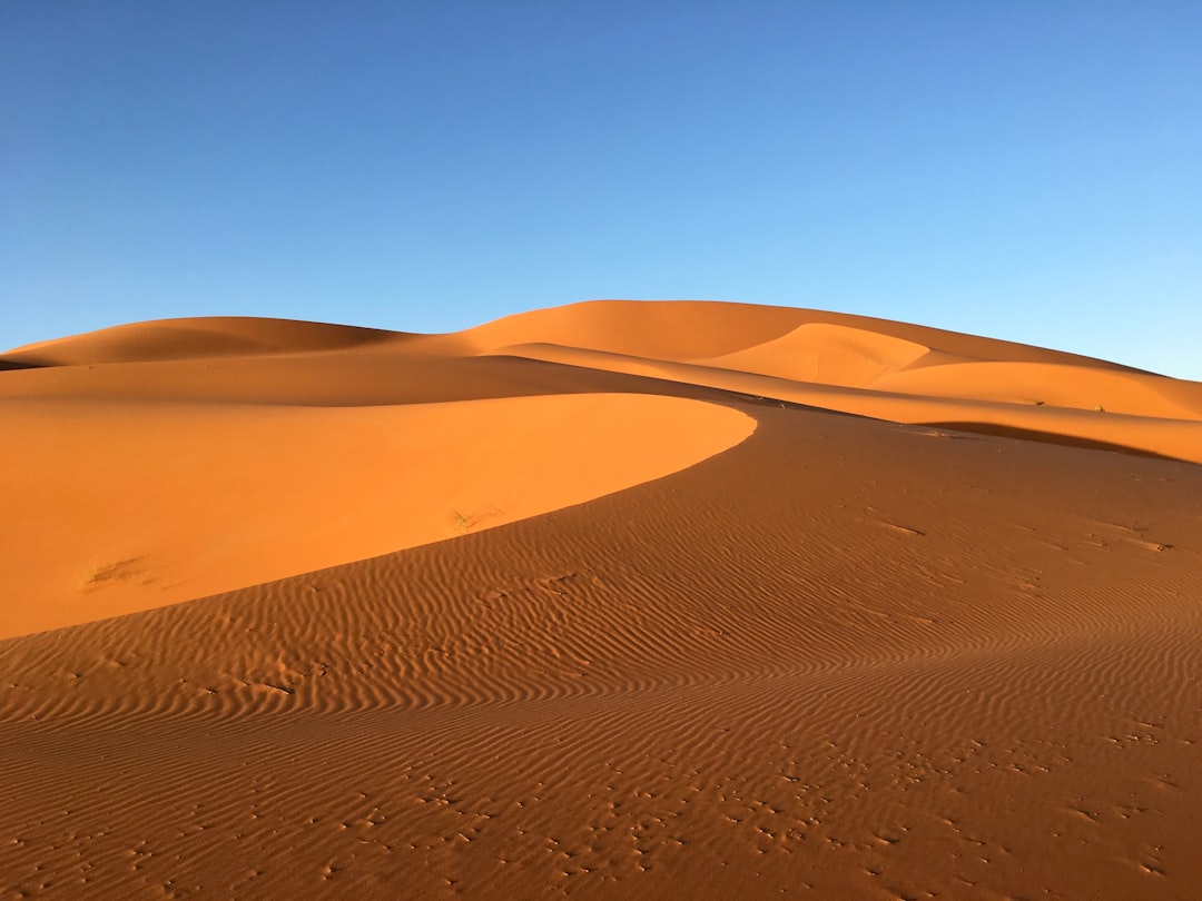 Erg Chebbi: dune arancioni e notti stellate a Merzouga - desert | Secret World Trip Planner