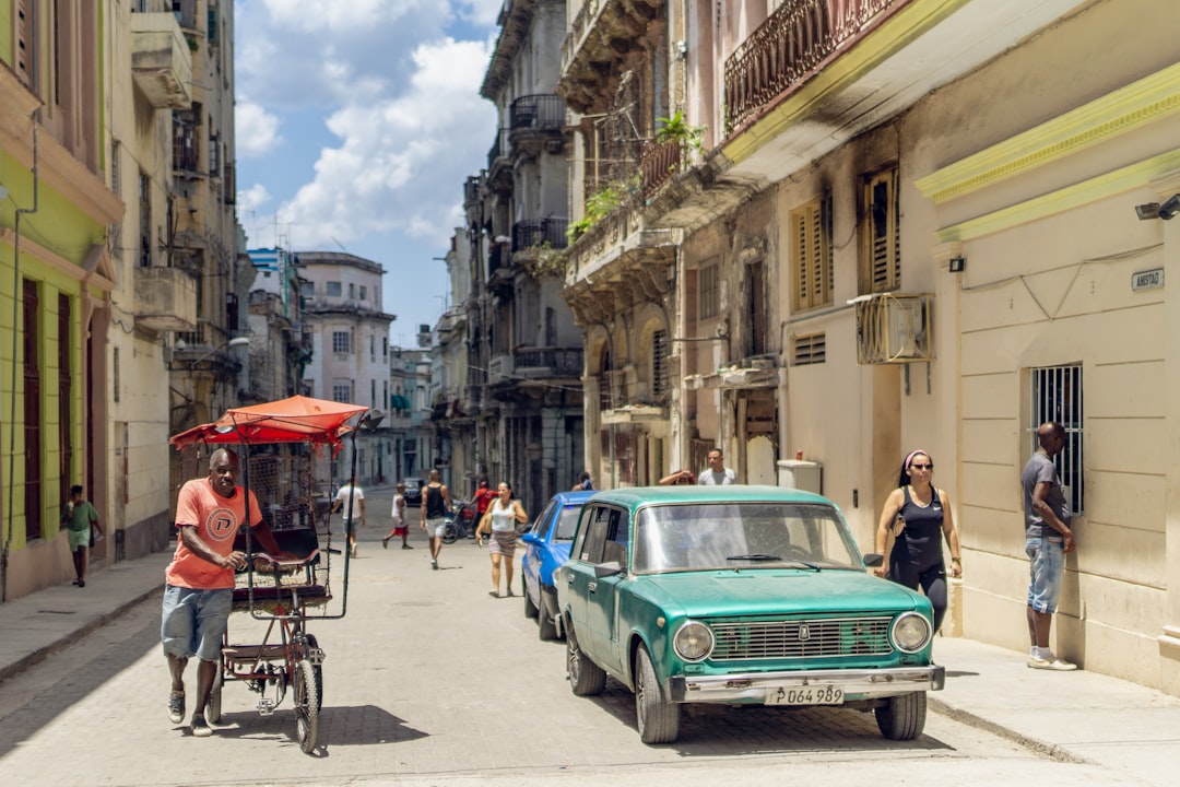 メルクリウスを探求する：音楽と歴史におけるキューバ文化 - La Habana | Secret World Trip Planner