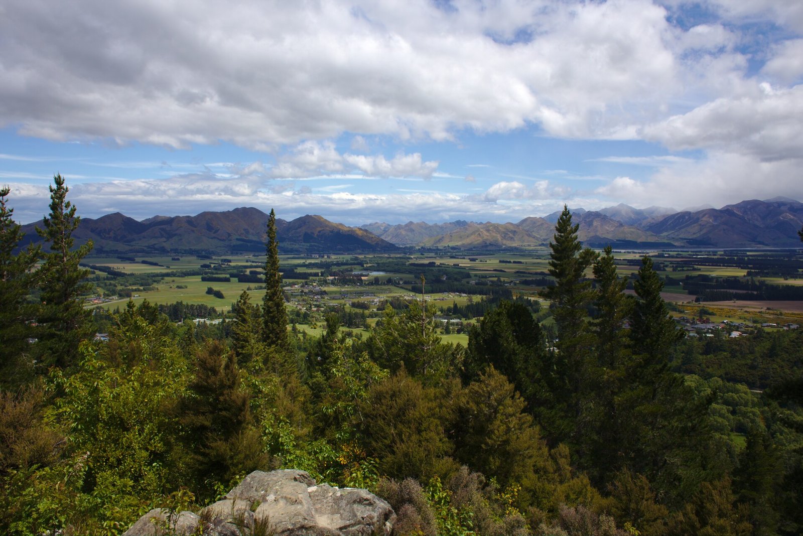 Discover Conical Hill: A Natural Gem in Sri Lanka - Nuwara Eliya | Secret World Trip Planner