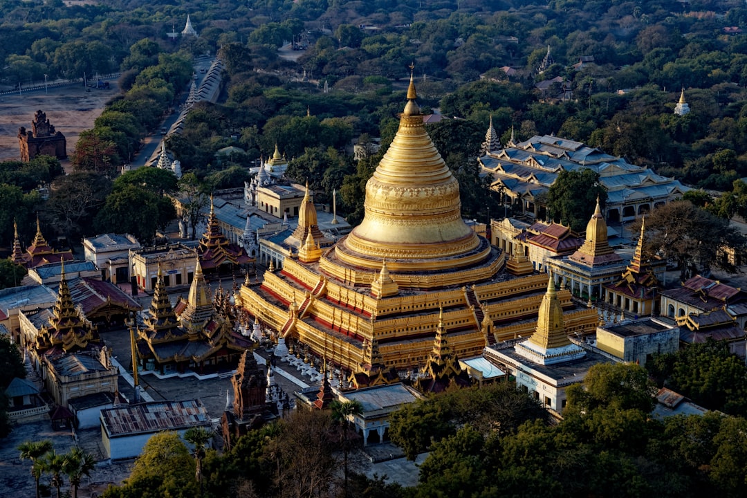 Descubre la belleza natural de 尖高山 en Myanmar - Maiku | Secret World Trip Planner