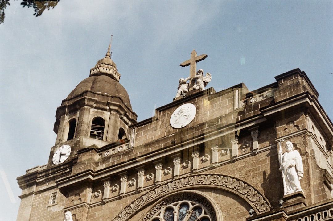 Descubre la Church Of Christ en Manila: un tesoro cultural - Manila | Secret World Trip Planner