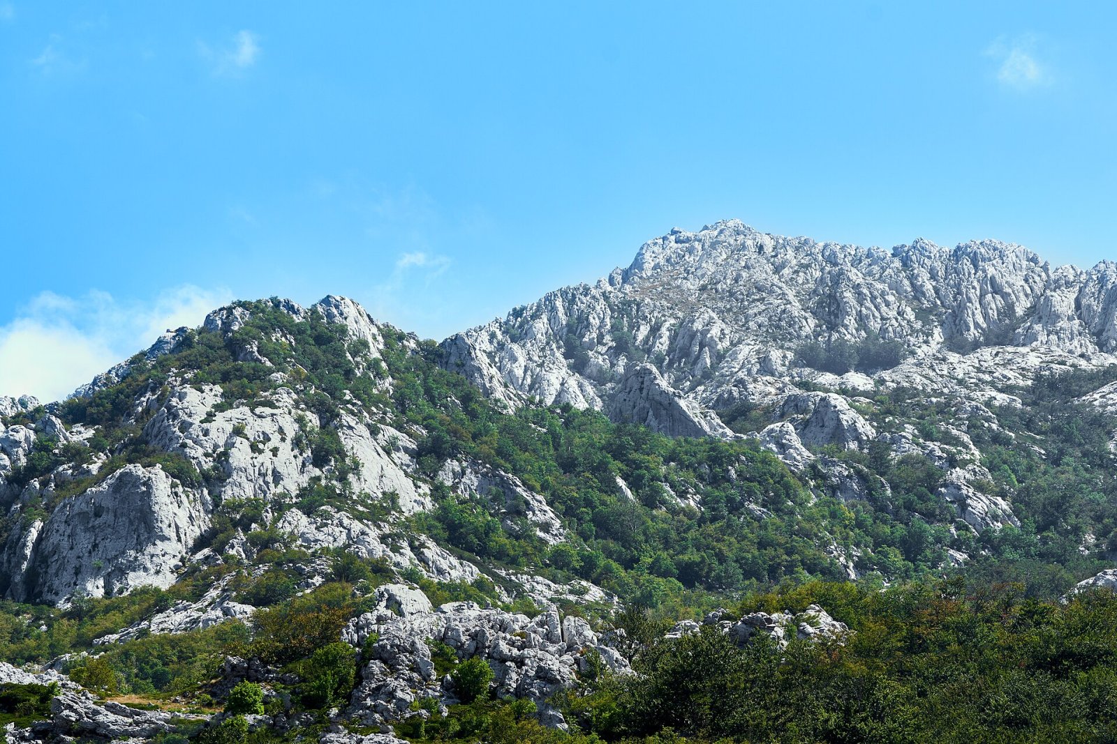Exploring Crnopac: Croatia's Hidden Treasure — Gračac