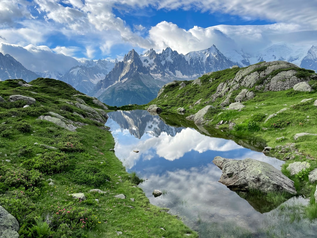 モンテビアンコのツアー：170kmのアルプス・トレッキング - Route d'Argentiere | Secret World Trip Planner