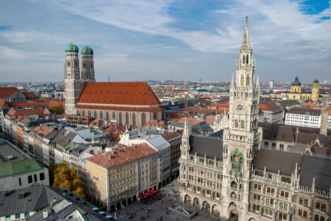 Мариенплац в Мюнхене: традиционные рынки на площади - Marienplatz | Secret World Trip Planner