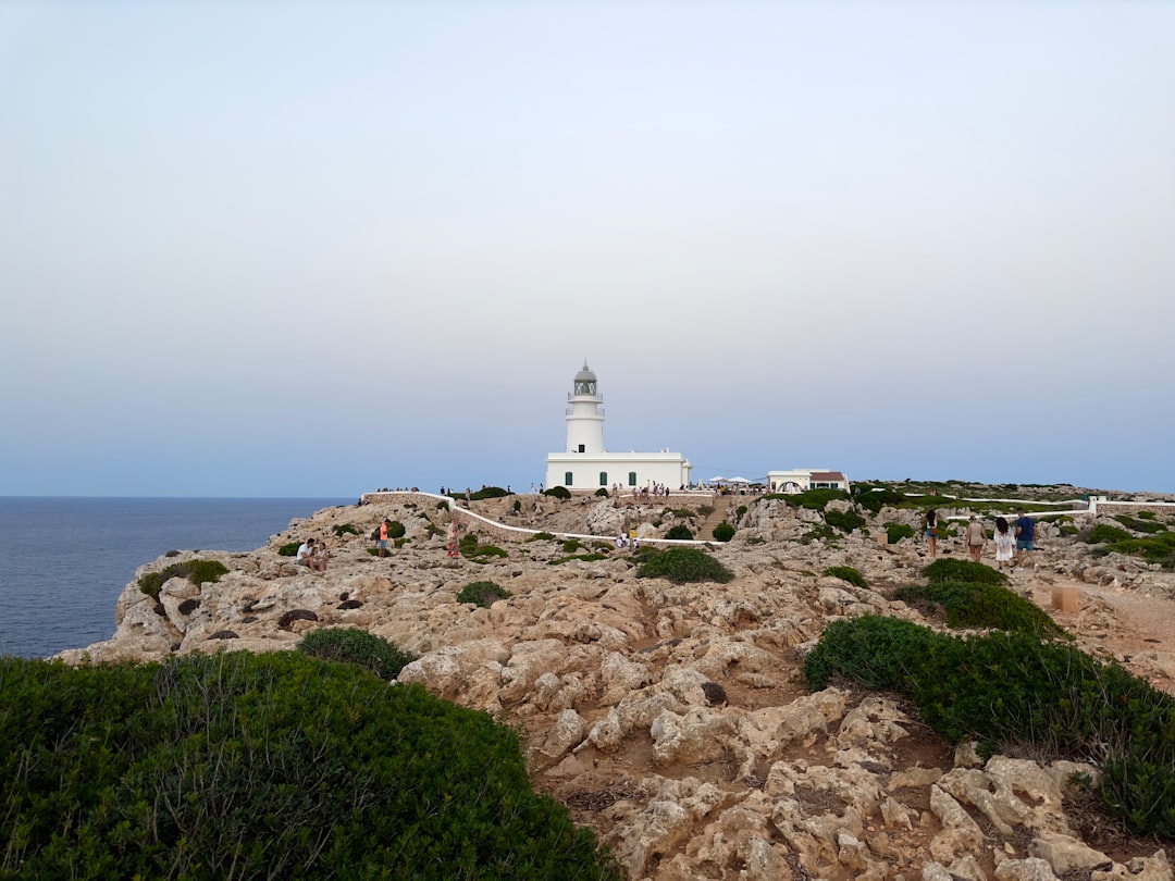 Маяк Капо Мурро ди Порко: свет на Сицилии - Str. Capo Murro di Porco | Secret World Trip Planner