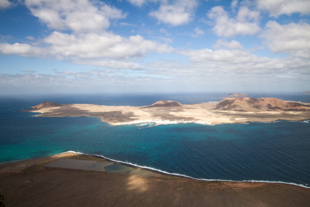 Mirador del Río: o miradouro de Manrique em Lanzarote - 35541 | Secret World Trip Planner