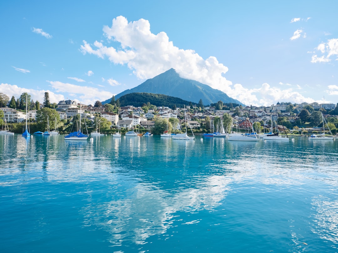 Kawaguchi Lake: Fuji's Reflection on the Water - Distretto di Minamitsuru | Secret World Trip Planner