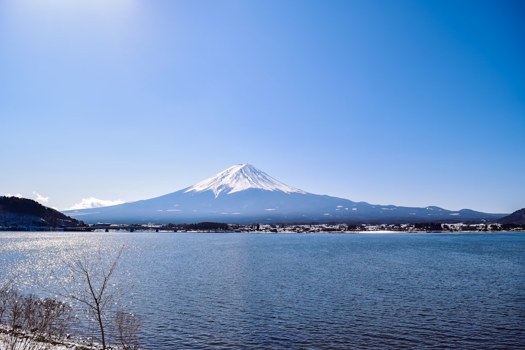 Lago Kawaguchi: el reflejo del Fuji en el agua - Distretto di Minamitsuru | Secret World Trip Planner