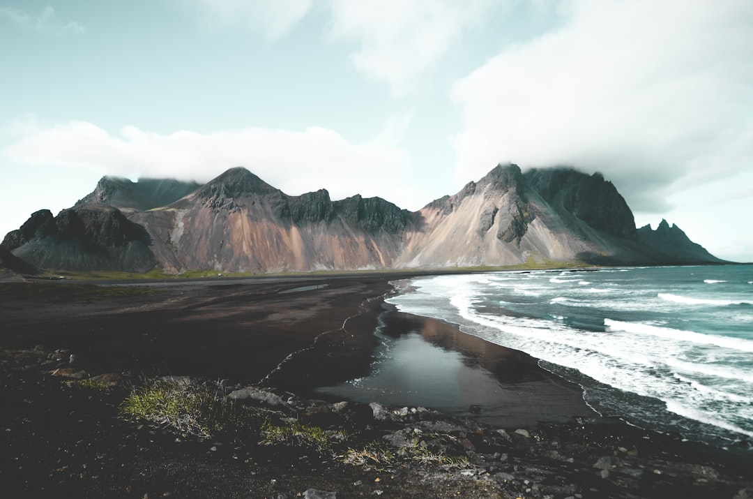 Descubra Víkurhyrna: Um Paraíso Natural na Islândia - Ólafsfjörður | Secret World Trip Planner