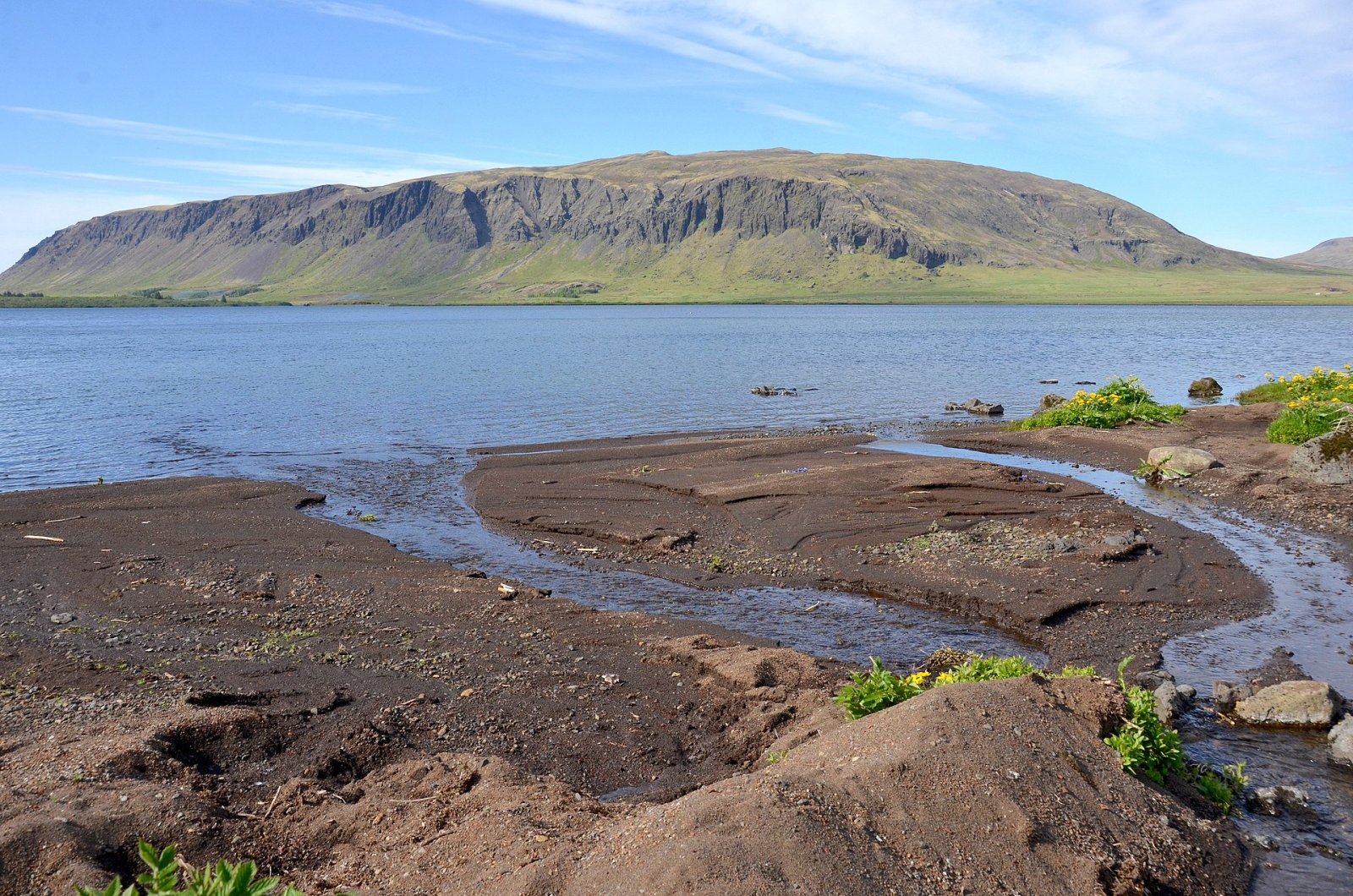 Ingólfsfjall: una joya natural de Islandia - Árbæjarhverfi | Secret World Trip Planner