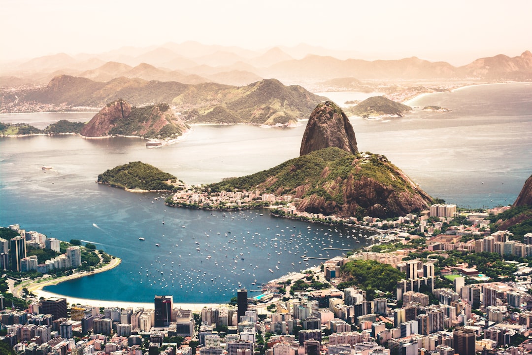 AI Reiseplaner 2026: Plane Rio de Janeiro mit KI - Rio de Janeiro | Secret World Trip Planner