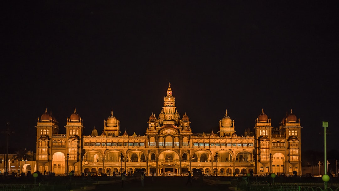 Palácio de Mysuru: arte e arquitetura em Mysore - Mysore | Secret World Trip Planner
