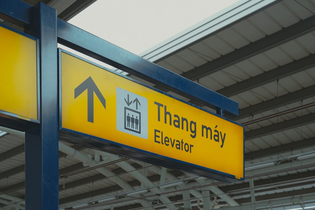 Ханг Эн: ночевка в третьей по величине пещере мира - Thuong Trach | Secret World Trip Planner