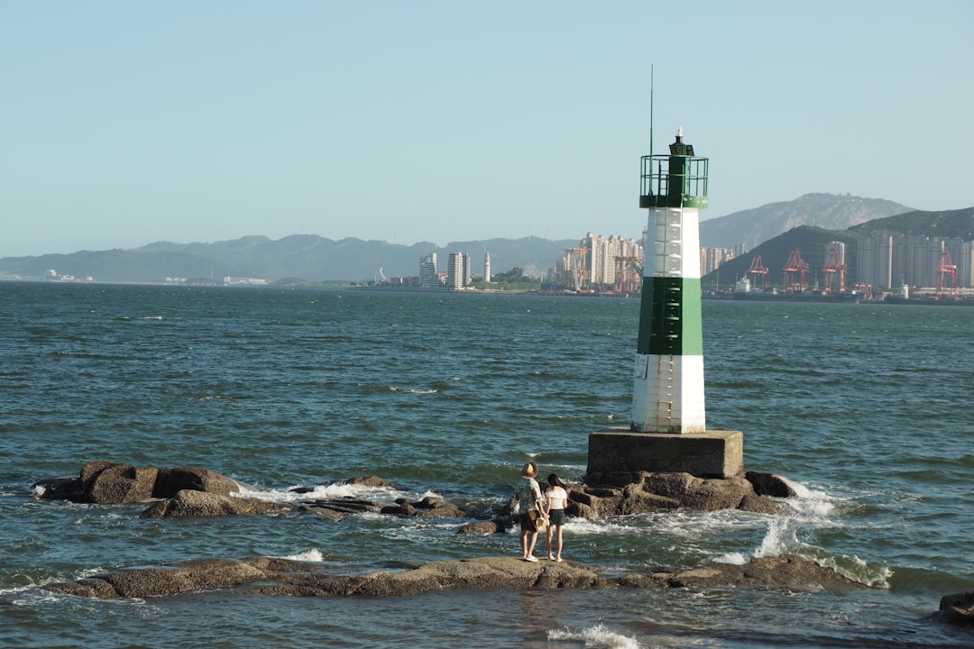 Farol da Barra de São João: o farol colonial do Brasil - Salvador - BA | Secret World Trip Planner
