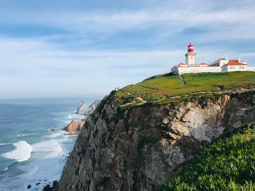 Faro del Cabo Espichel: el faro en el fin del mundo - Cabo Espichel | Secret World Trip Planner