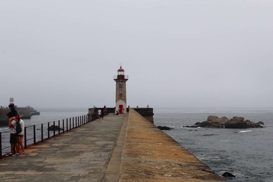 Farol d'Albarnaz : le phare isolé des Açores - Estr. do Farol | Secret World Trip Planner