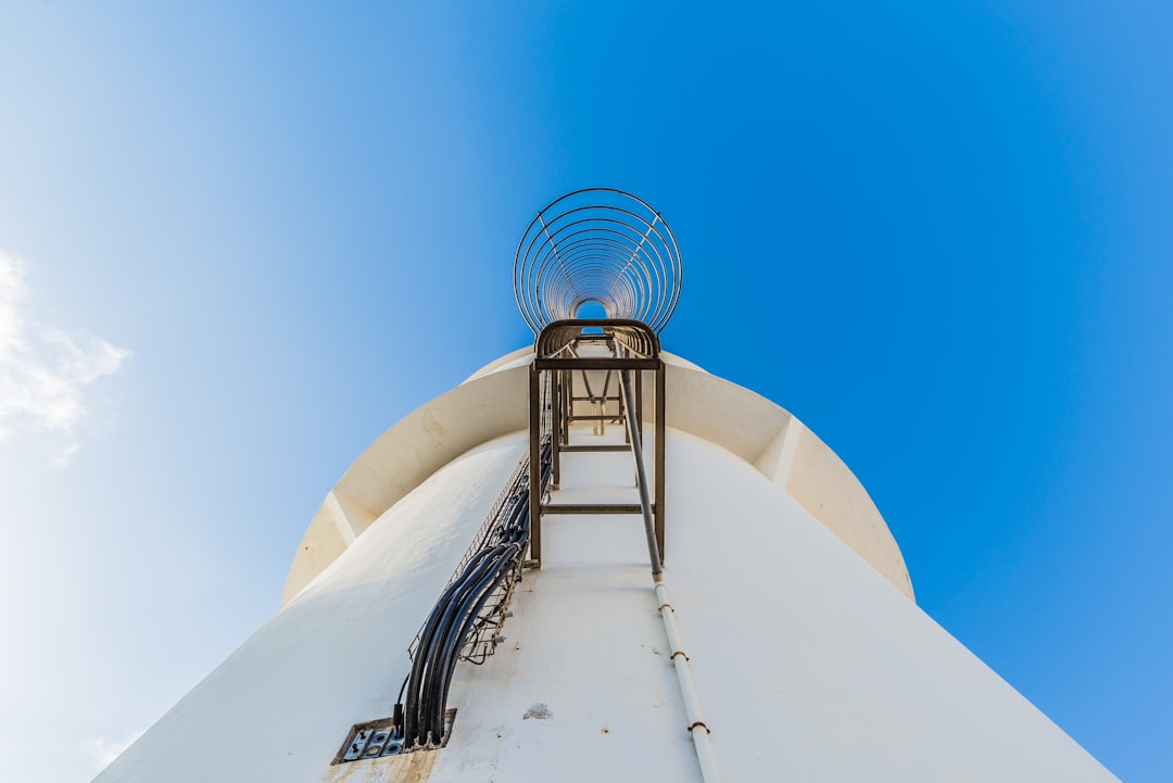 Faro de Punta Nati: o limite do mundo em Menorca - 07769 Minorca | Secret World Trip Planner