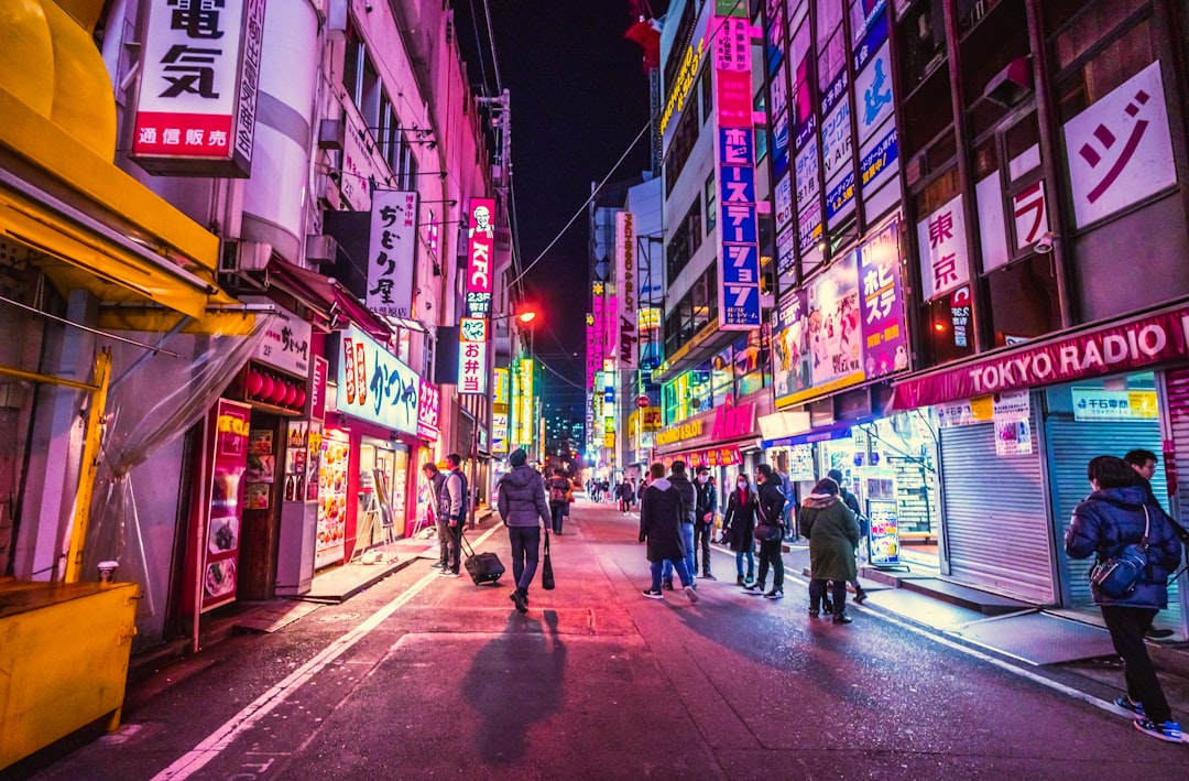 비밀의 세계 vs TripIt: 2026 도쿄에서 어떤 앱이 승리할까? - Tokyo | Secret World Trip Planner
