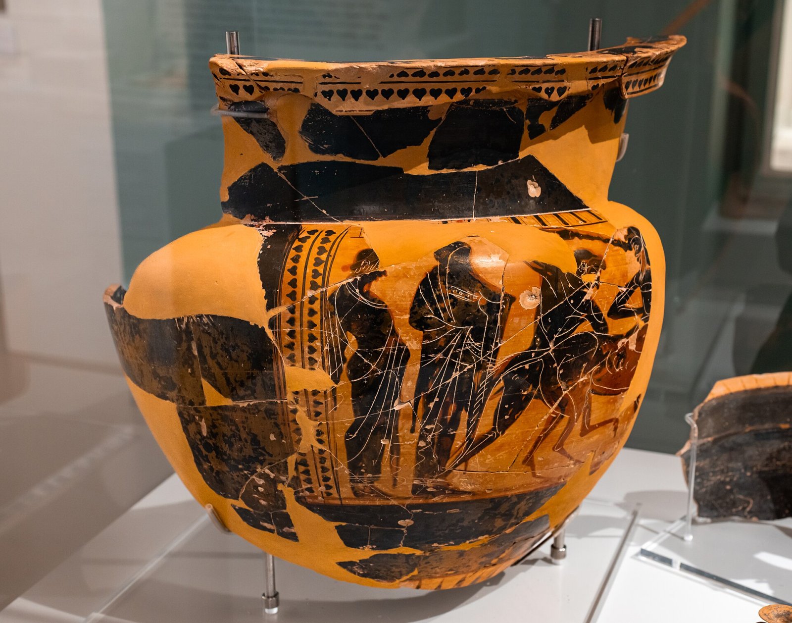 Museo Arqueológico de Heraklion: Un Viaje por la Historia de Creta - Doukos Mpofor 10 | Secret World Trip Planner