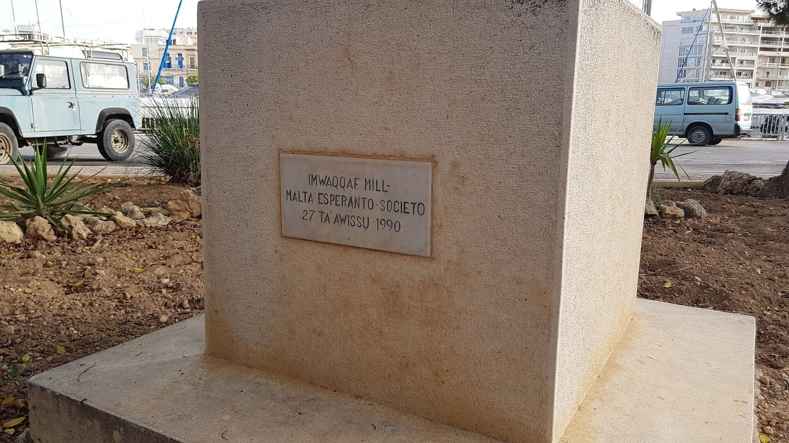 Scoprire L. L. Zamenhof: il cuore di Esperanto a Malta - Pietà | Secret World Trip Planner