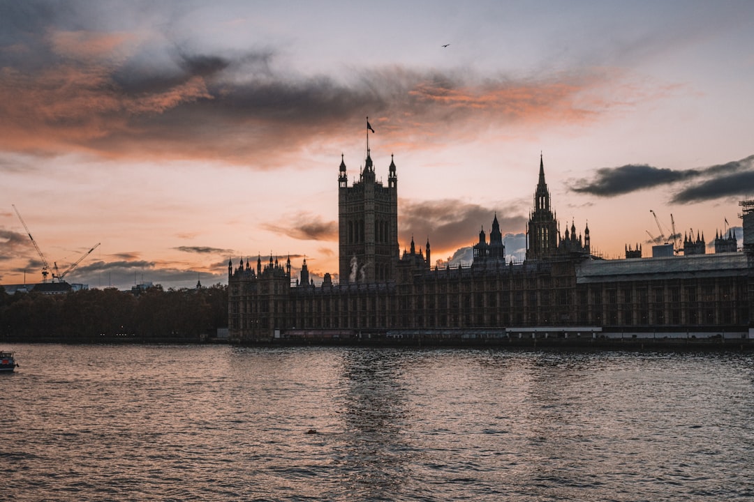 Planejador de Viagens AI 2026: Londres com IA - Londra | Secret World Trip Planner